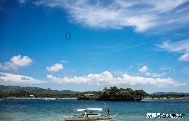 逃离世界杯的现场